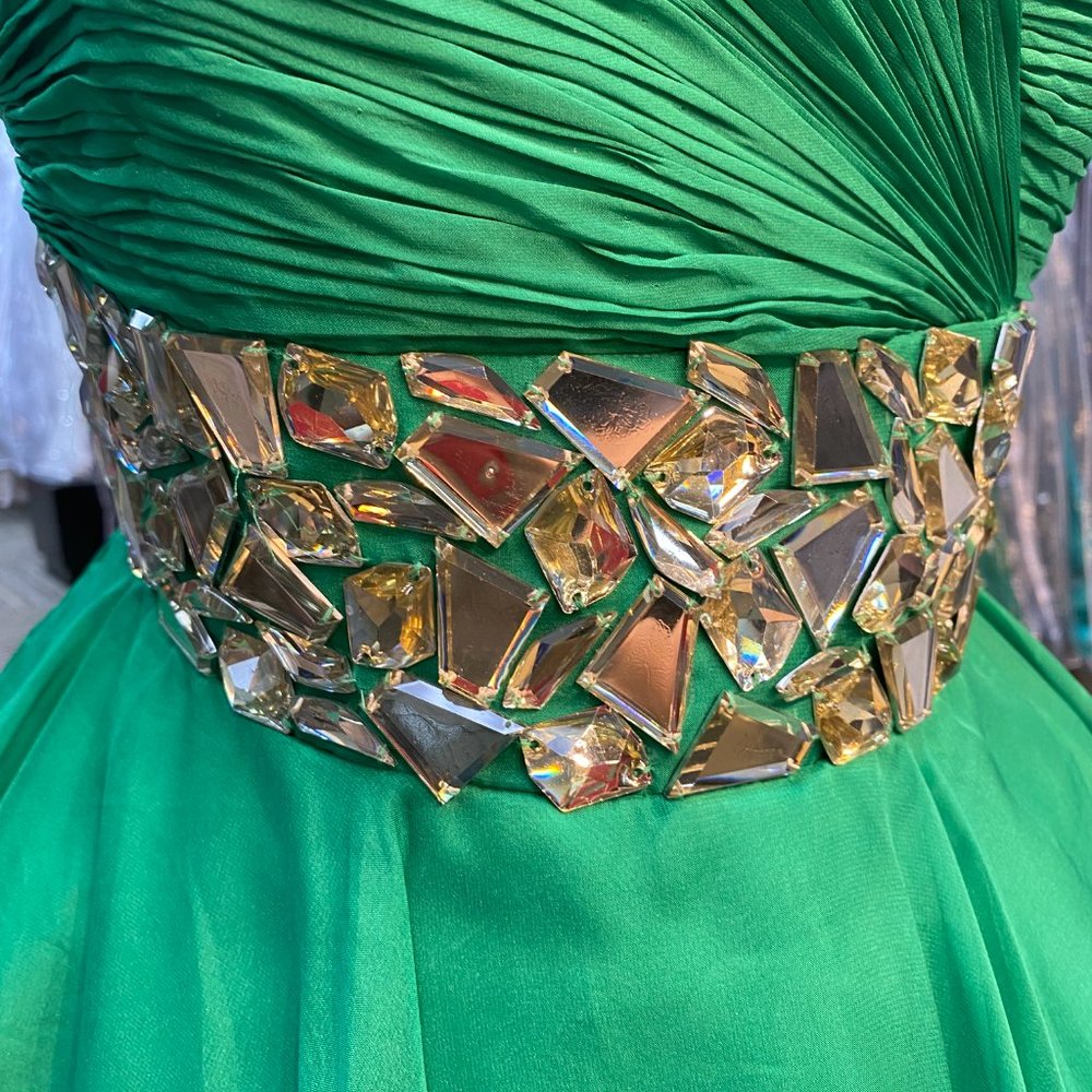 GREEN SHORT STYLE DRESS - Picture 3 of 10